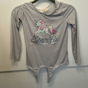 Sweater unicorn details sparkly girl size 8